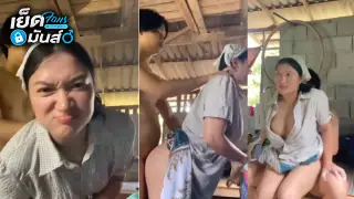 คลิปหลุด น้าสาวตัวดีกับหลานชายตัวแสบน้ายืนซักผ้าอยู่ดีๆจับดึงผ้าถุงแอบเย็ดน้าเสียวๆ xxx แม่อยู่ในบ้านแอบมาเสียวกันหลังบ้านน้าตัวยั่วควยจริงๆ ep3