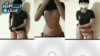 คลิปหลุด นักเรียนคอลเสียวอ่อยควย xxx นักเรียนไทยมอ4เรียนรดเสร็จก่อนนัดมาคอลเสียวกับเพื่อนหนุ่มร่วมห้องเปิดนมยั่วควยอย่างร่าน